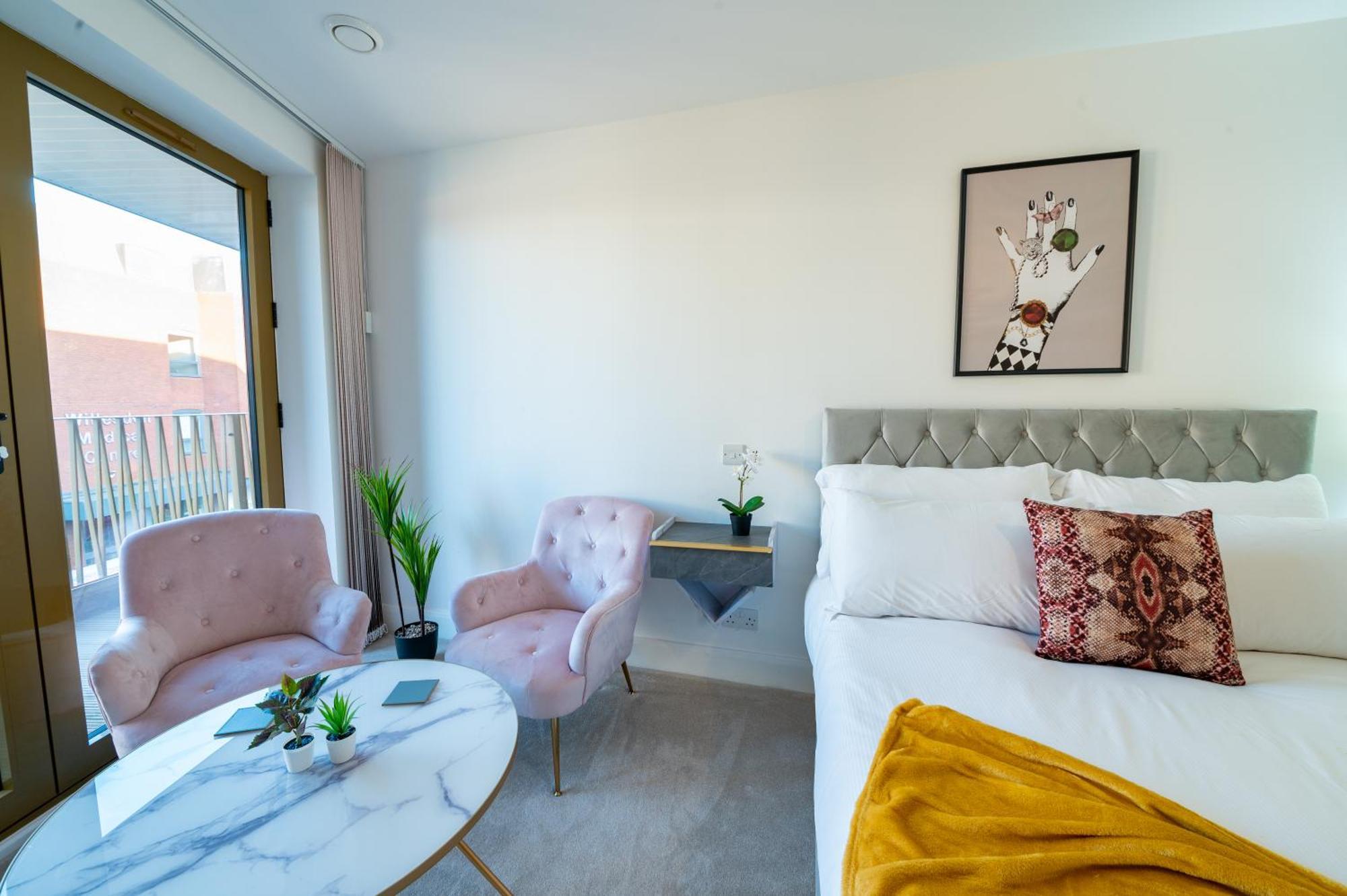 Luxury City Escape Apartments Лондон Экстерьер фото