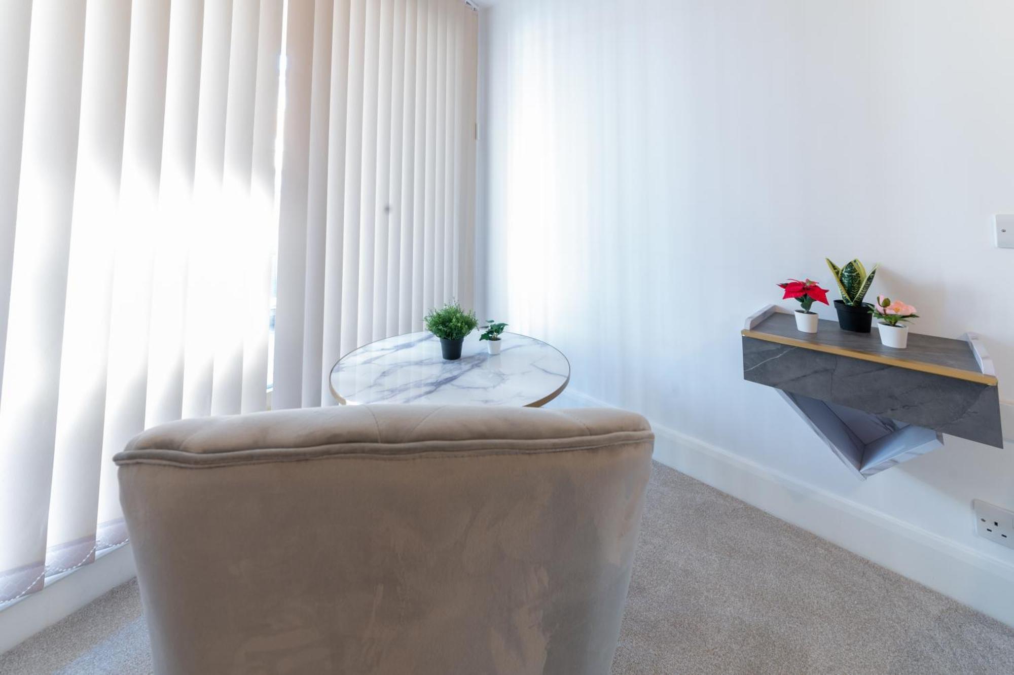 Luxury City Escape Apartments Лондон Экстерьер фото